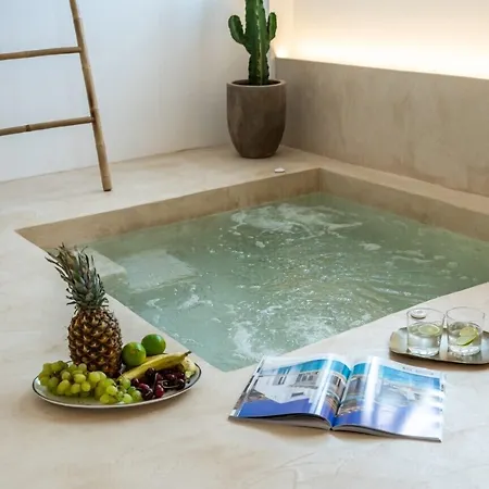 Parea - Adults Only *