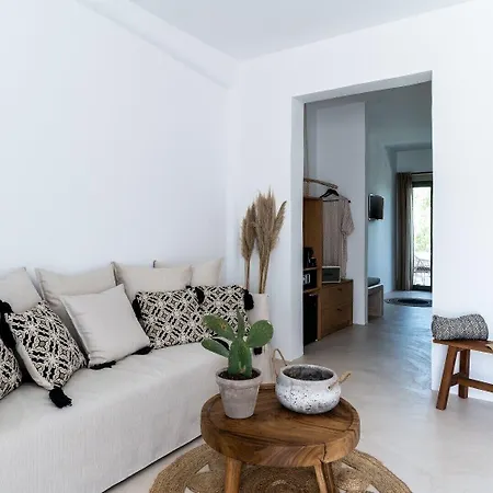 Parea - Adults Only * Páros