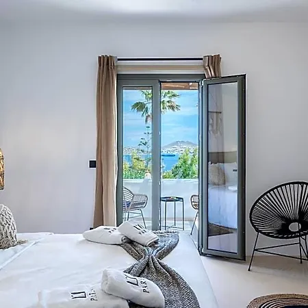Parea - Adults Only 4*