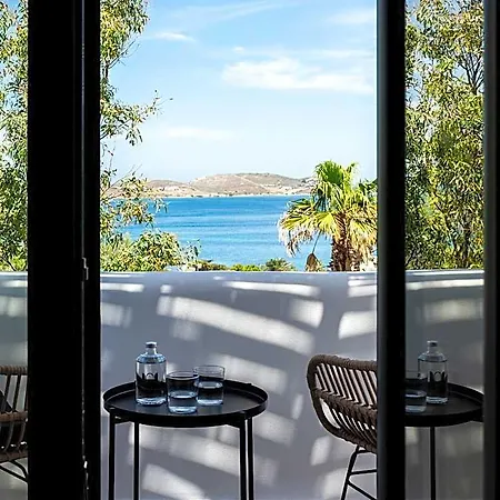 Parea - Adults Only 4*