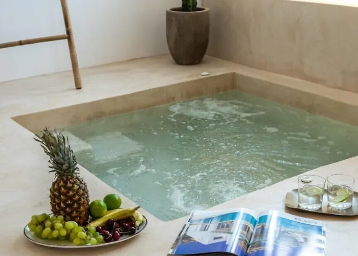 Parea - Adults Only 4*